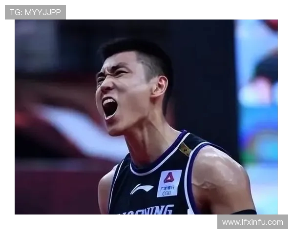 高诗岩边线球神奇传篮下意外得分却未能影响比赛走势