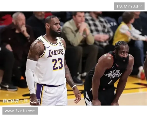 快船击败湖人赛后互动球迷评选今日最佳船员是谁篮球之夜焦点人物